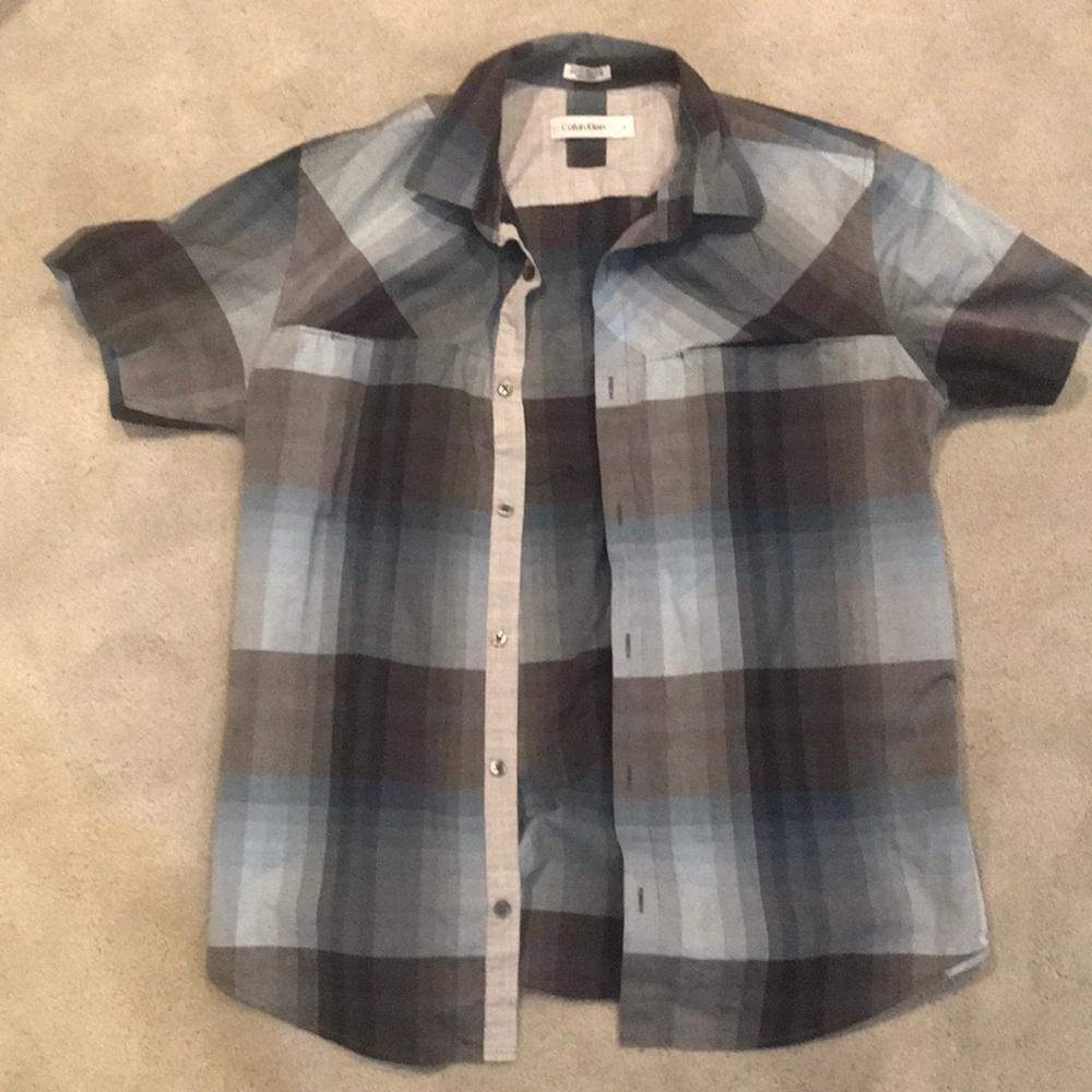 Men’s short sleeve shirt, also great for women!